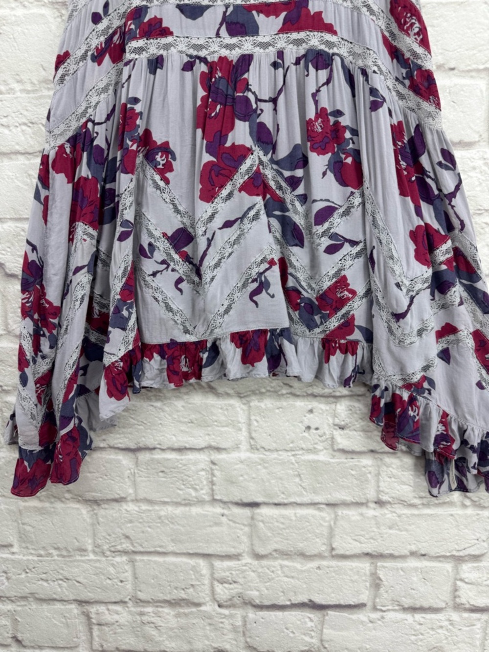Free People Voile & Lace Trapeze Slip Dress Gray Red Floral Boho Size Small - Picture 5 of 14